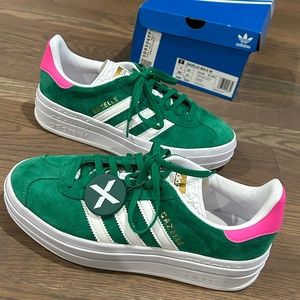 NWT Adidas Gazelle green lucid pink- Stock X verified - womens size 7